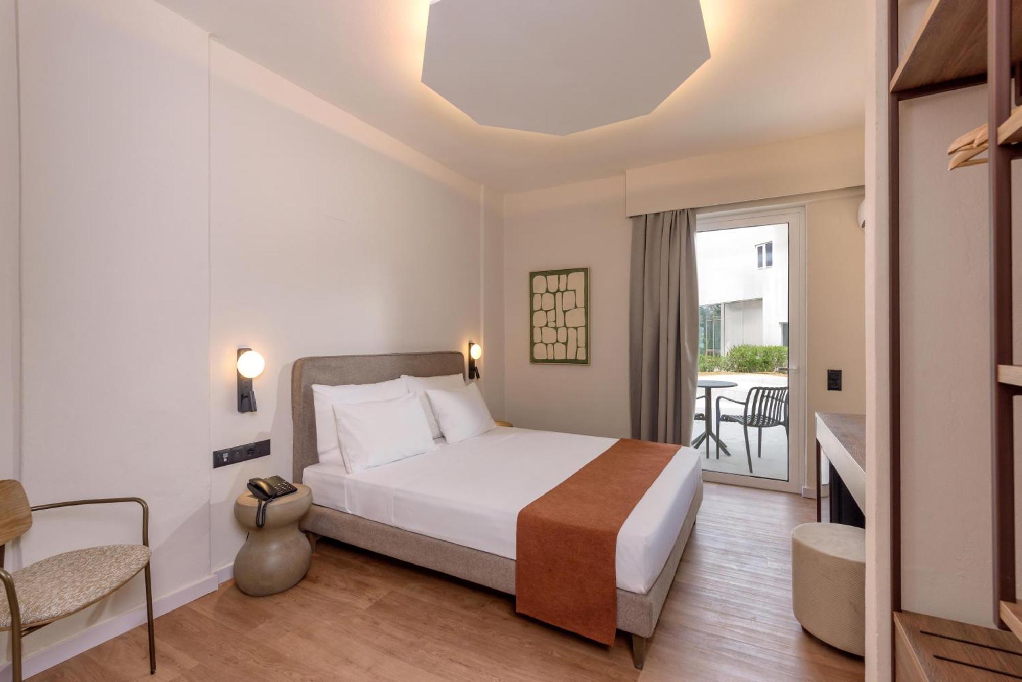 Zeus Hotels Ydoria Resort Adelianos Kampos Exterior photo